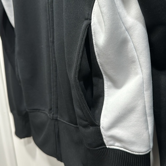 Harley-Davidson Lightweight Jacket Size Medium - Picture 6 of 9